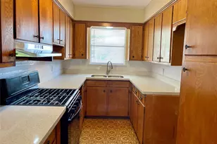 3106 Ferry Rd, Baytown, TX 77520 - Photo 4