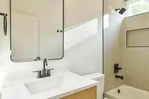 164 Wallace St, Houston, TX 77022 - Photo 24