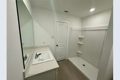 16043 Tallis Drive, Conroe, TX 77303 - Photo 6