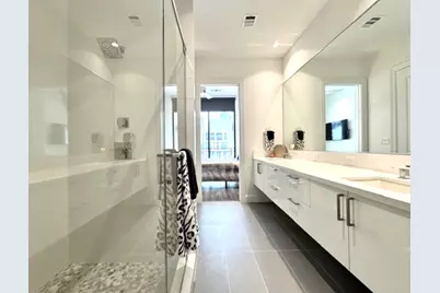 1211 Caroline Street #1106, Houston, TX 77002 - Photo 12