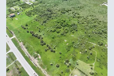 1239 Highway 87, Gilchrist, TX 77617 - Photo 22
