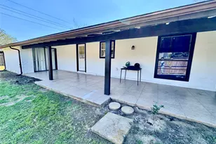 7203 Addicks Clodine Rd, Houston, TX 77083 - Photo 20