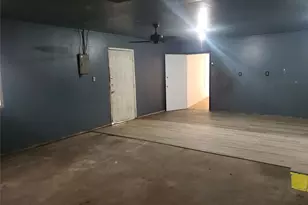 1233 Caldwell Rd, Angleton, TX 77515 - Photo 32