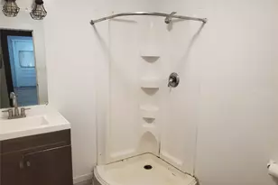 1233 Caldwell Rd, Angleton, TX 77515 - Photo 30