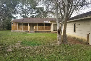 1233 Caldwell Rd, Angleton, TX 77515 - Photo 1