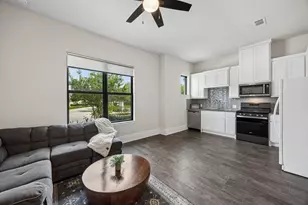 10102 S Goshawk Trl, Conroe, TX 77385 - Photo 18