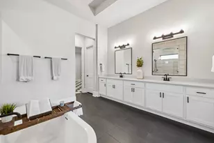 10102 S Goshawk Trl, Conroe, TX 77385 - Photo 22