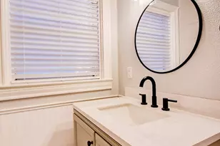 808 Akers St, Angleton, TX 77515 - Photo 6