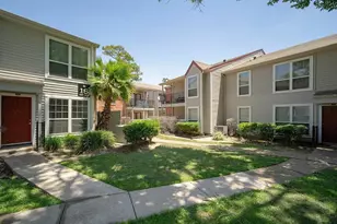 12800 Woodforest Blvd, Houston, TX 77015 - Photo 4