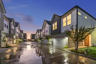 7702 Sky Dweller Dr, Houston, TX 77055 - Photo 4