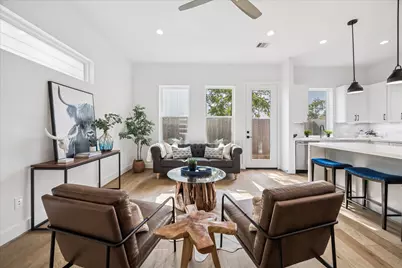 7702 Sky Dweller Drive, Houston, TX 77055 - Photo 6