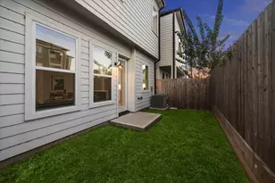 7702 Sky Dweller Dr, Houston, TX 77055 - Photo 46