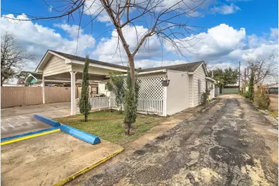 8622 Rayson Road, Houston, TX 77080 - Photo 2