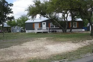 105 Oak Ridge Dr, Center Point, TX 78010 - Photo 1