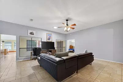 807 Forest Oaks Lane, Pearland, TX 77584 - Photo 6
