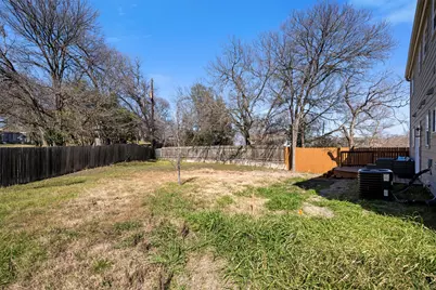 6104 Reicher Drive, Austin, TX 78723 - Photo 32