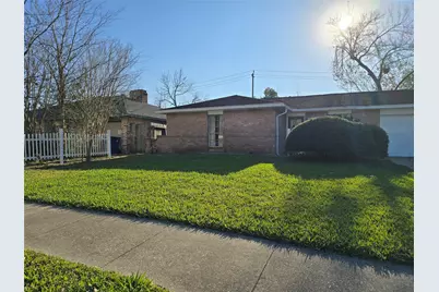 16726 David Glen Drive, Friendswood, TX 77546 - Photo 1
