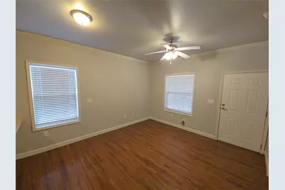 2607 Virginia Avenue, League City, TX 77573 - Photo 2