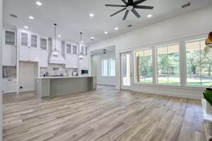 10542 Greenbriar Dr, Plantersville, TX 77363 - Photo 8