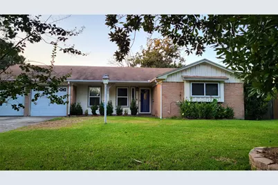 9646 Meadowland Drive, Houston, TX 77063 - Photo 2