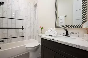 917 Thompson St, Houston, TX 77007 - Photo 26