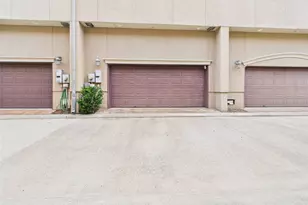 22 Tassia Ln, Pasadena, TX 77058 - Photo 48