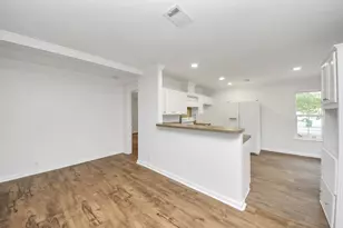 6526 Carver Rd, Houston, TX 77091 - Photo 8