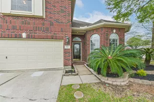 1002 Bristol Way, Pearland, TX 77584 - Photo 2