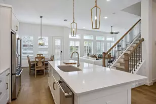 1729 Leilani Dr, Houston, TX 77055 - Photo 14