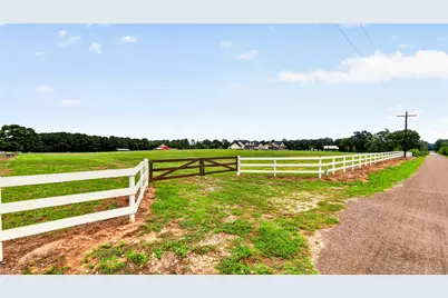 6111 County Road 344, Navasota, TX 77868 - Photo 2