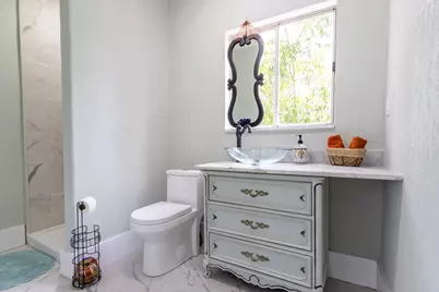 1820 Avenue M, Galveston, TX 77550 - Photo 32