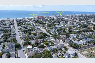 1820 Avenue M, Galveston, TX 77550 - Photo 36