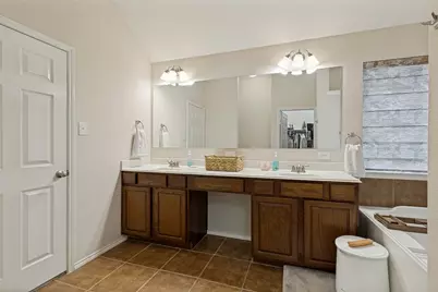 8209 Grayson Way, Watauga, TX 76148 - Photo 20