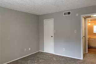 10049 Westpark Dr, Houston, TX 77042 - Photo 8