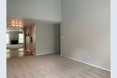 10049 Westpark Drive #168, Houston, TX 77042 - Photo 4