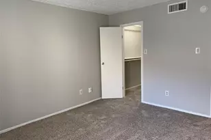 10049 Westpark Dr, Houston, TX 77042 - Photo 10