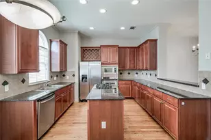 315 Sandman St, Houston, TX 77007 - Photo 32