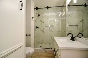 11534 Oak Valley Dr, Houston, TX 77065 - Photo 12