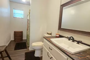 1316 Rampart St, Bay City, TX 77414 - Photo 6