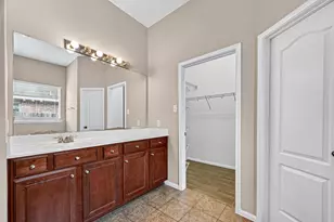 16007 Hidden Manor Dr, Houston, TX 77049 - Photo 30