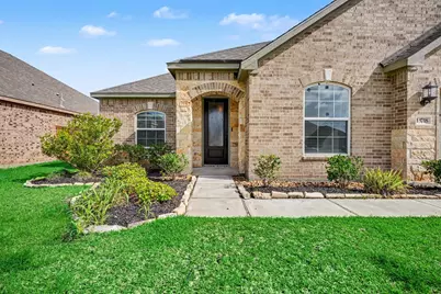 13718 Gaff Rig Drive, Texas City, TX 77510 - Photo 4