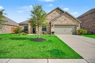 13718 Gaff Rig Dr, Texas City, TX 77510 - Photo 2