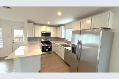 18926 Panzini Drive, New Caney, TX 77357 - Photo 6
