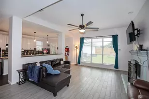 601 Canyon Crest Dr, League City, TX 77573 - Photo 16