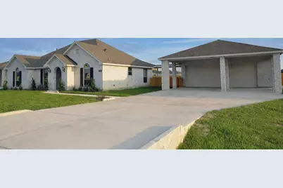 2105 Palmilla Road, League City, TX 77539 - Photo 2