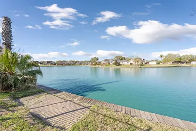 6518 Portuguese Bend Drive, Missouri City, TX 77459 - Photo 1