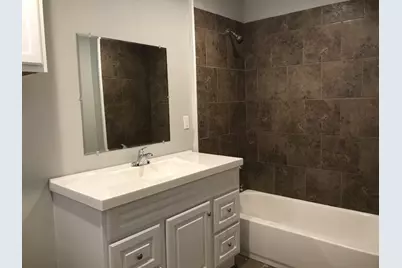 5622 Southbrook Drive, Houston, TX 77033 - Photo 4