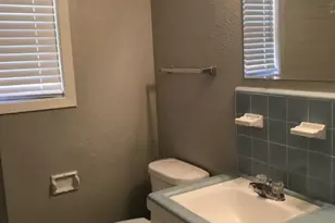 5622 Southbrook Dr, Houston, TX 77033 - Photo 8