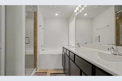 520 N 6th Street, La Porte, TX 77571 - Photo 18