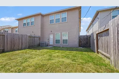 520 N 6th Street, La Porte, TX 77571 - Photo 32